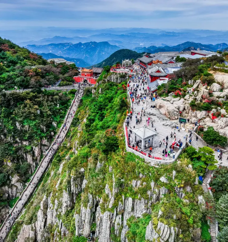 Eighteen Bends Imperial Path Stone Inscriptions