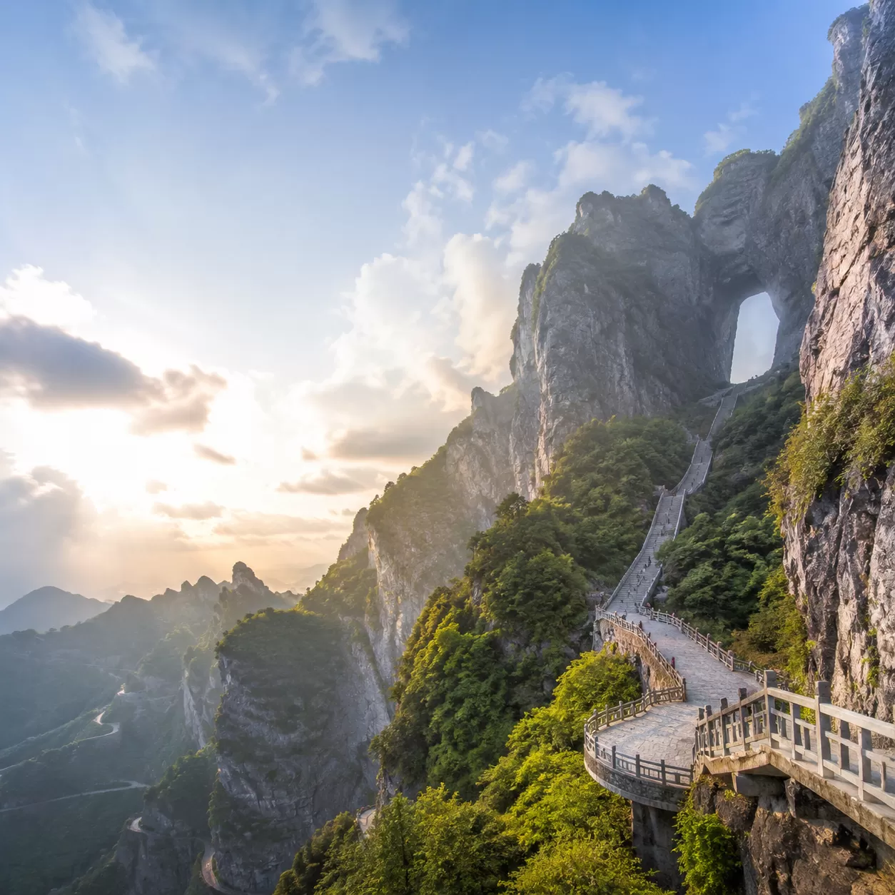 Tianmen Mountain Scenic Attractions and Highlights
