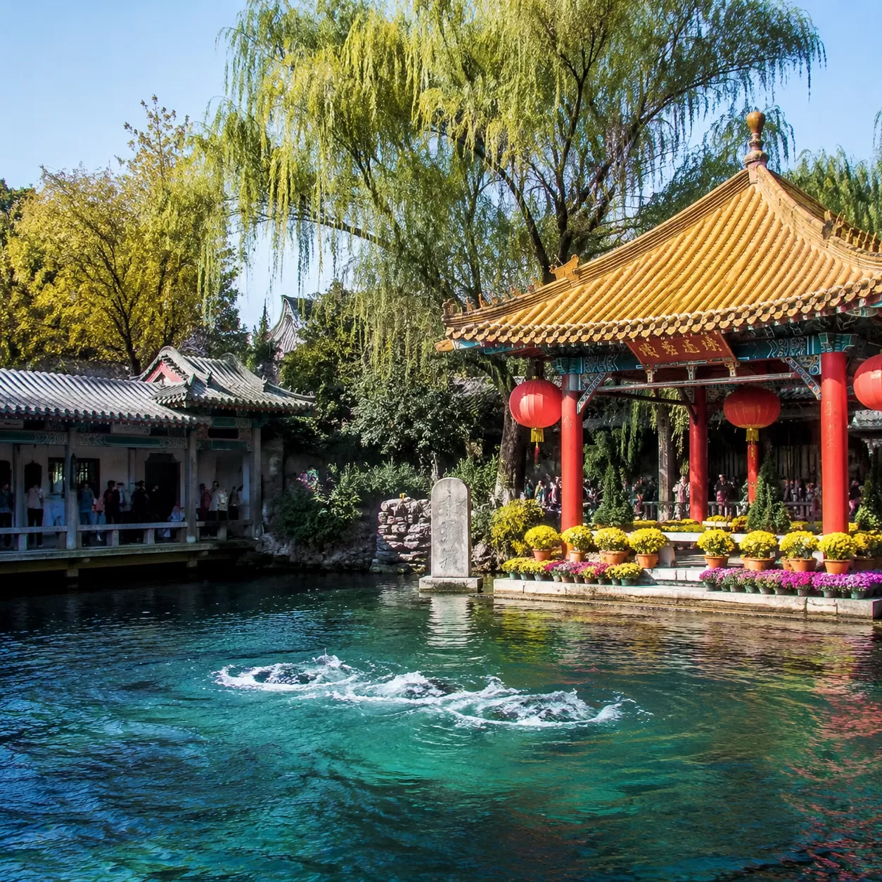 Baotu Spring Park Attractions and Gardens